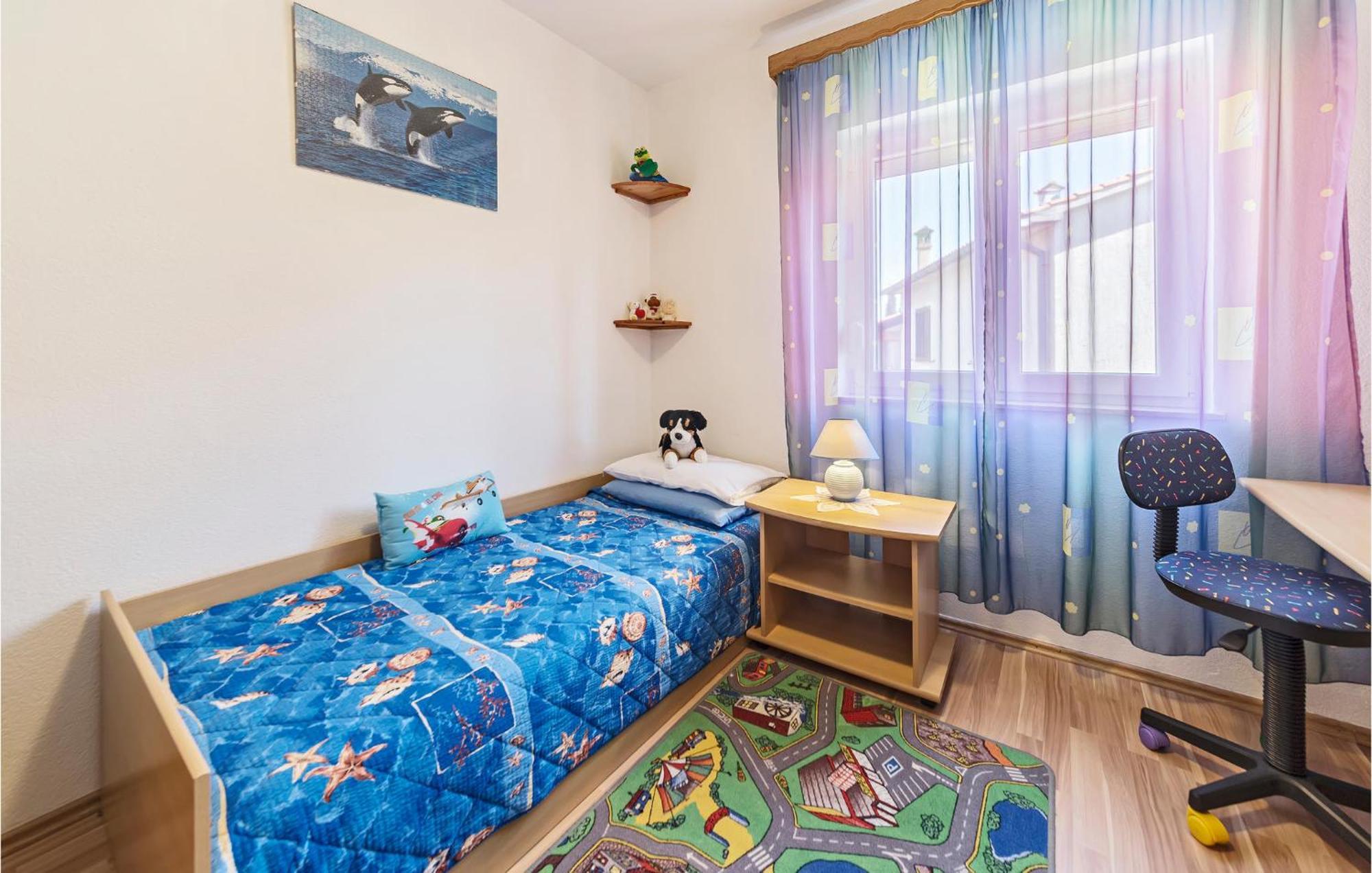 2 Bedroom Lovely Apartment In Labin 라빈 외부 사진